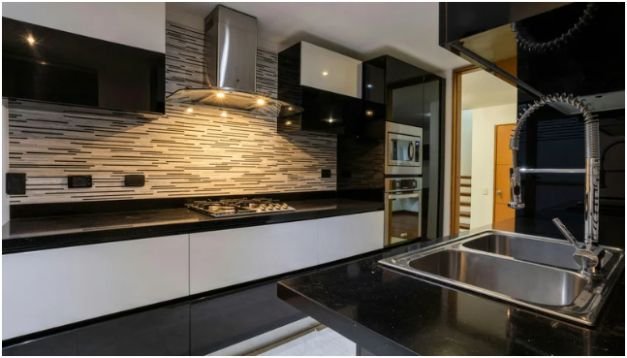 Double-Bowl Sink Placement Rules Most Homeowners Miss